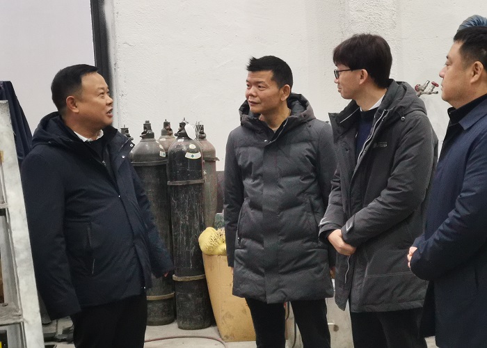 Li Xiaotong, Secretary of the District Party Committee, and his entourage visited FPC for investigation.